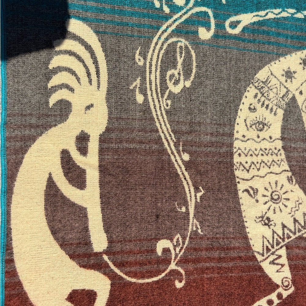 Kokopelli 70% Wool and 30% Alpaca Blanket — Like New No Wear. - Picture 3 of 5